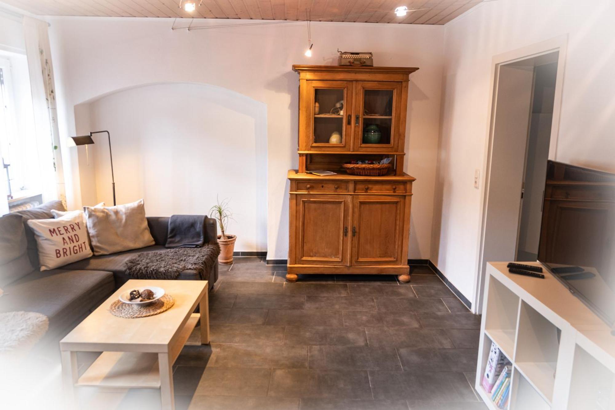 Ferienwohnung & Apartment Am Steinbrunnen Brauneberg Exteriör bild